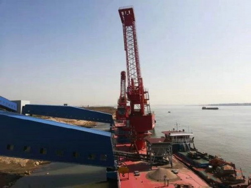 湖北一永久性砂石集并中心建成，總投資約2.5億元，年設(shè)計吞吐量360萬噸