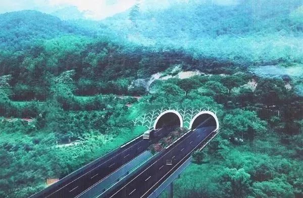 【制砂樓投產(chǎn)】上海山美股份精品制砂樓助力葛洲壩集團田西高速公路項目順利進(jìn)行