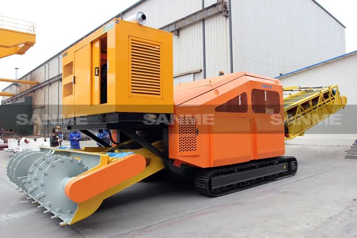 顛覆傳統(tǒng)裝車方式，山美履帶式取料機(jī)助您實(shí)現(xiàn)降本增效、節(jié)能減排！